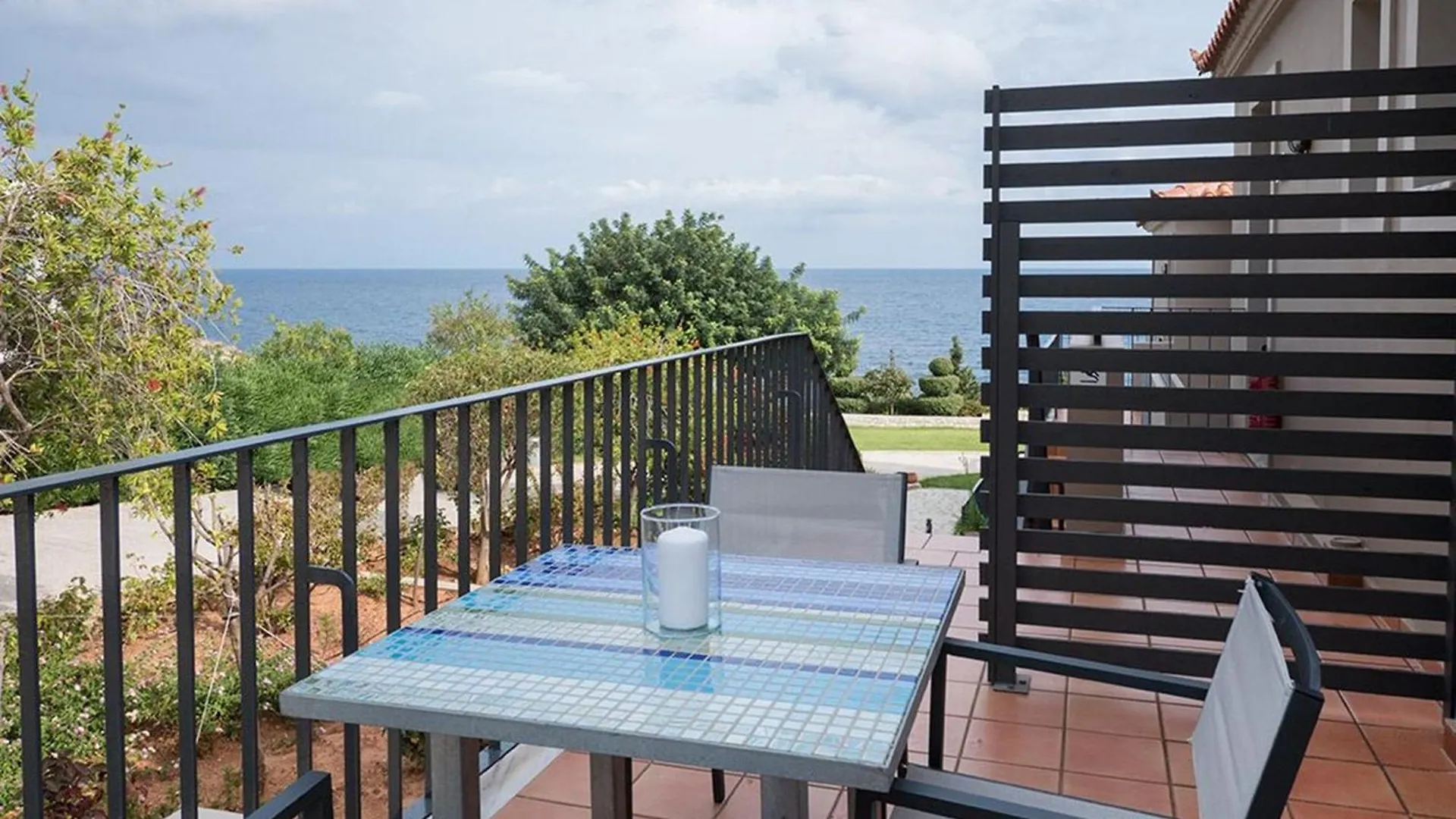 아파트호텔 Blue Jasmine Hotel Skala