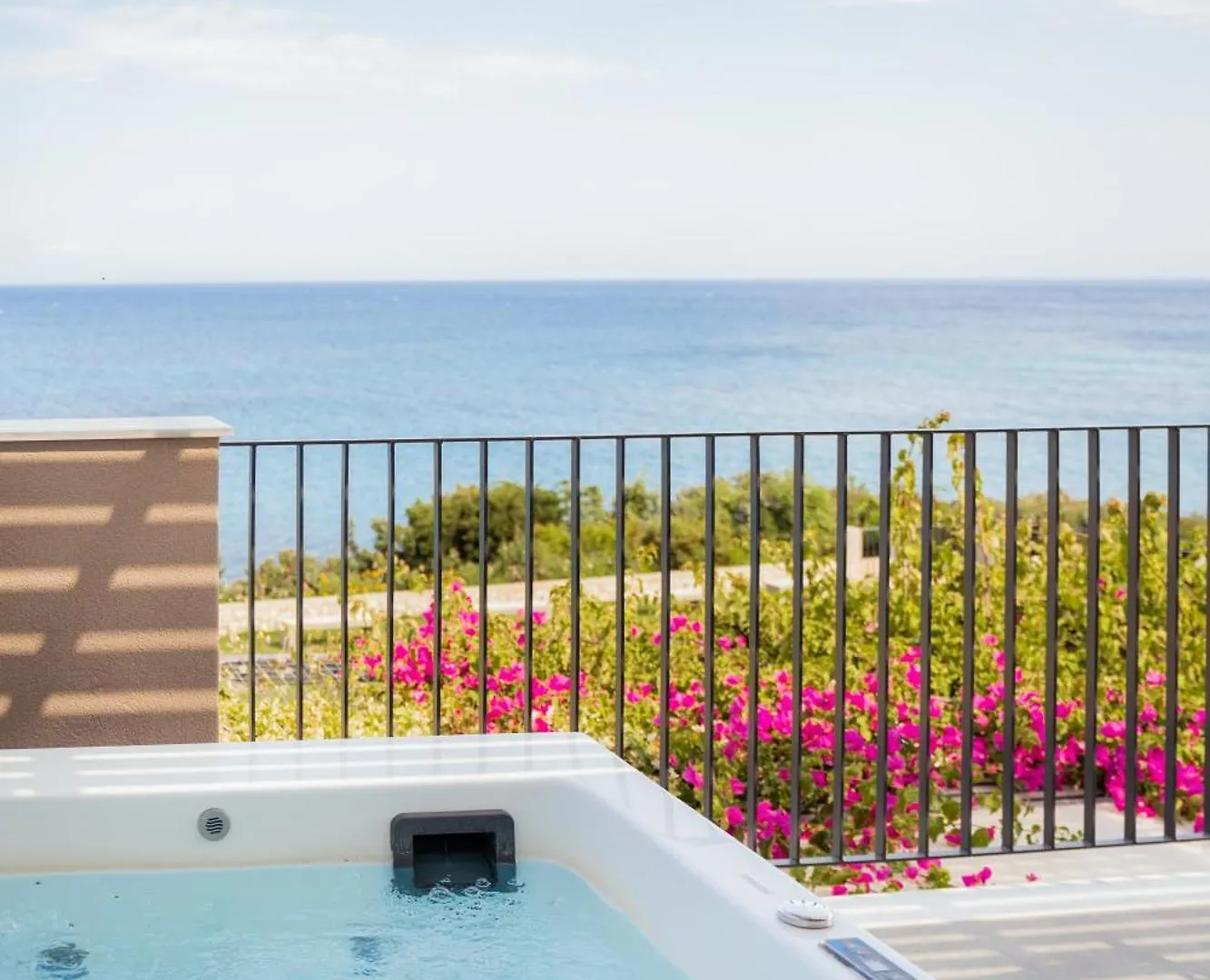 Blue Jasmine Hotel Skala  아파트호텔 Skala (Kefalonia)